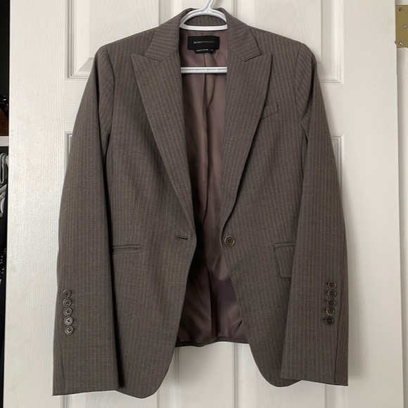 Blazer - Picture 1 of 2
